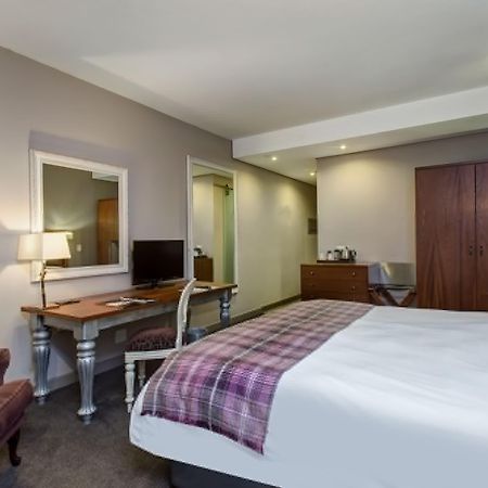 Fortis Hotel Manor Pretoria Bagian luar foto