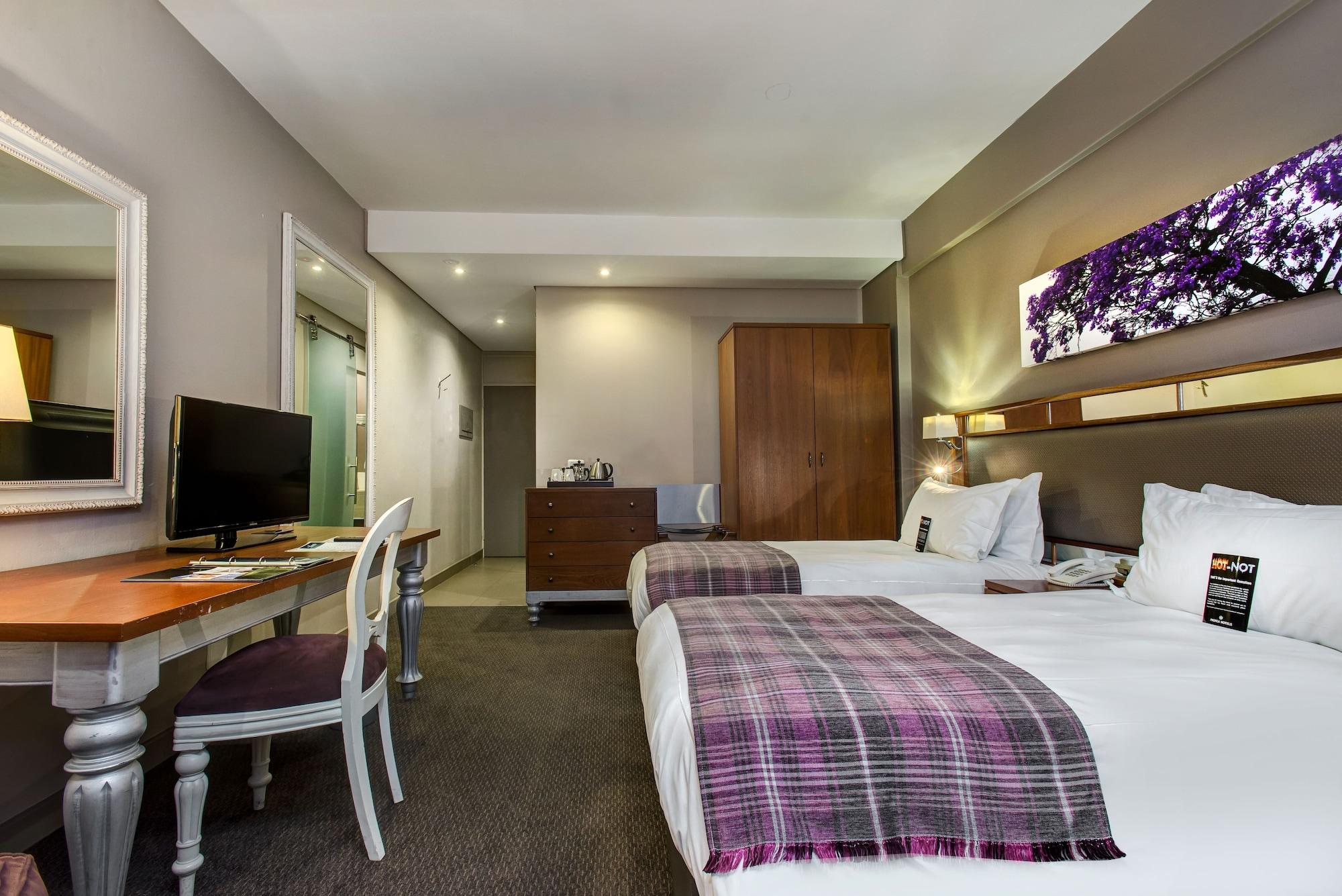 Fortis Hotel Manor Pretoria Bagian luar foto