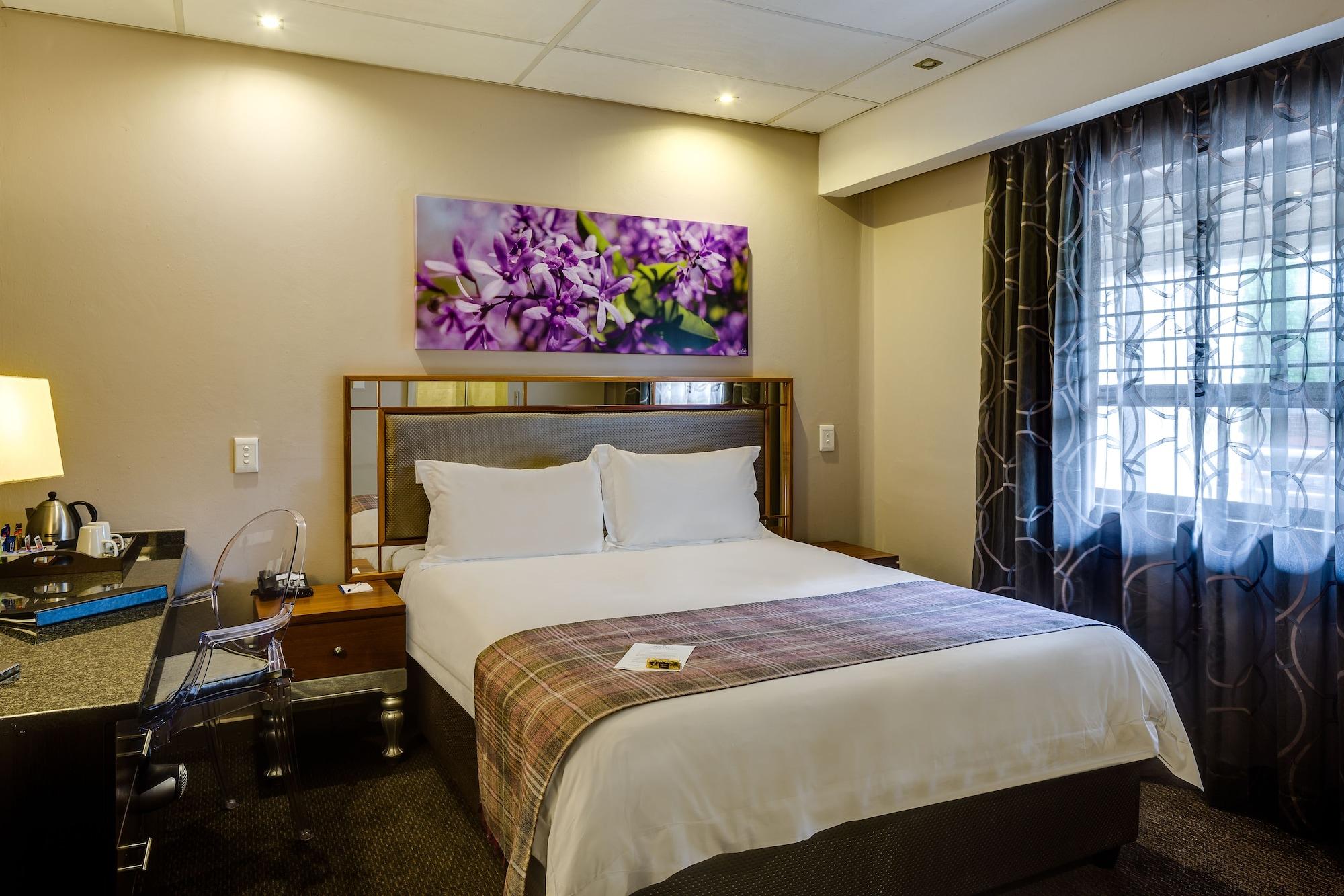 Fortis Hotel Manor Pretoria Bagian luar foto