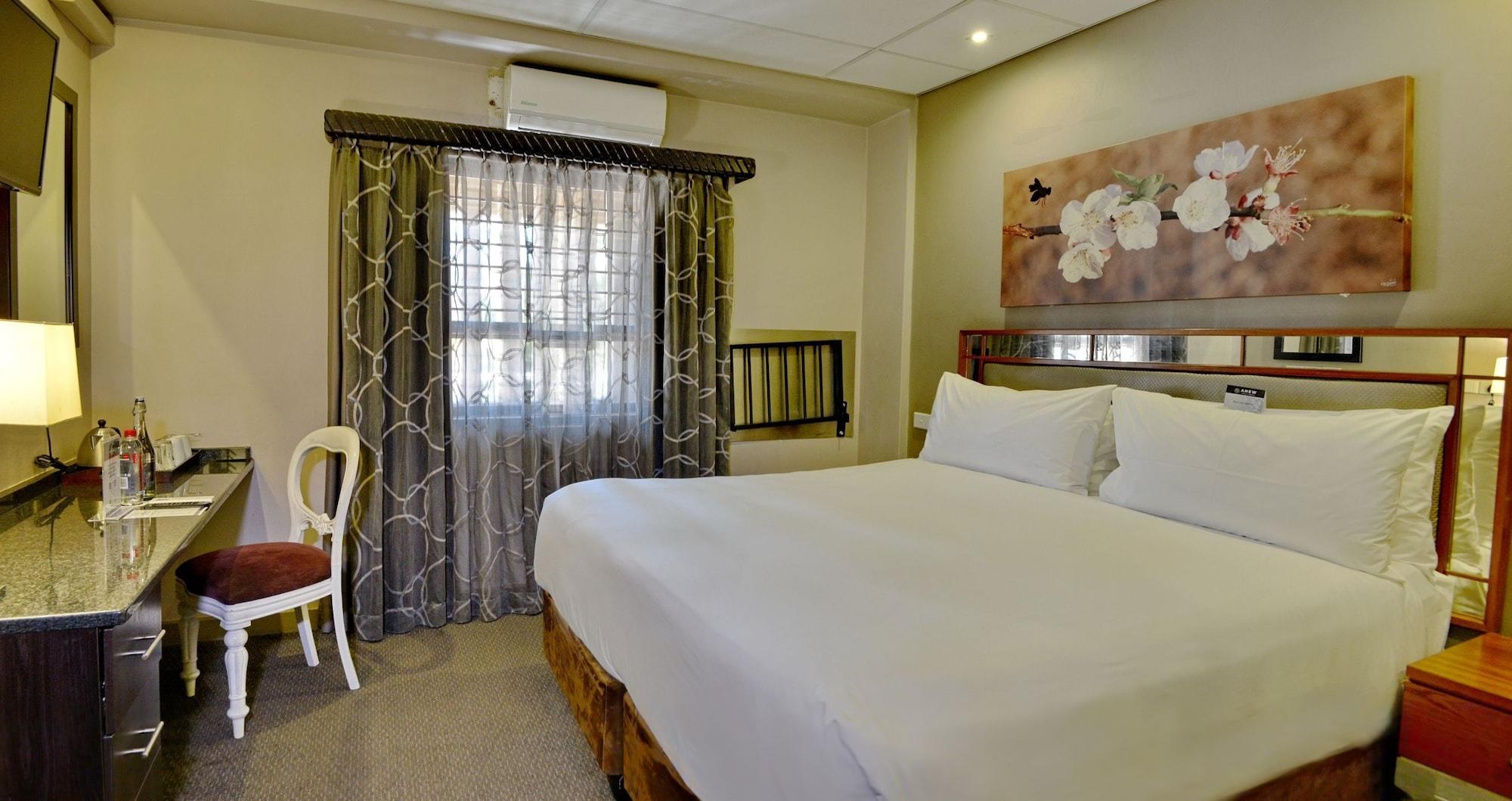 Fortis Hotel Manor Pretoria Bagian luar foto