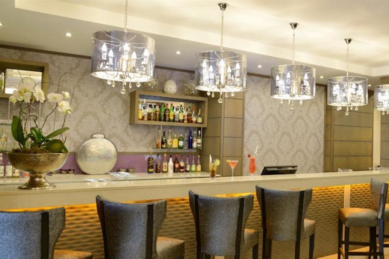 Fortis Hotel Manor Pretoria Bagian luar foto